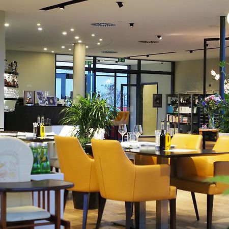 Mg Restaurace/Luxury Apartments Mladá Boleslav Exteriér fotografie