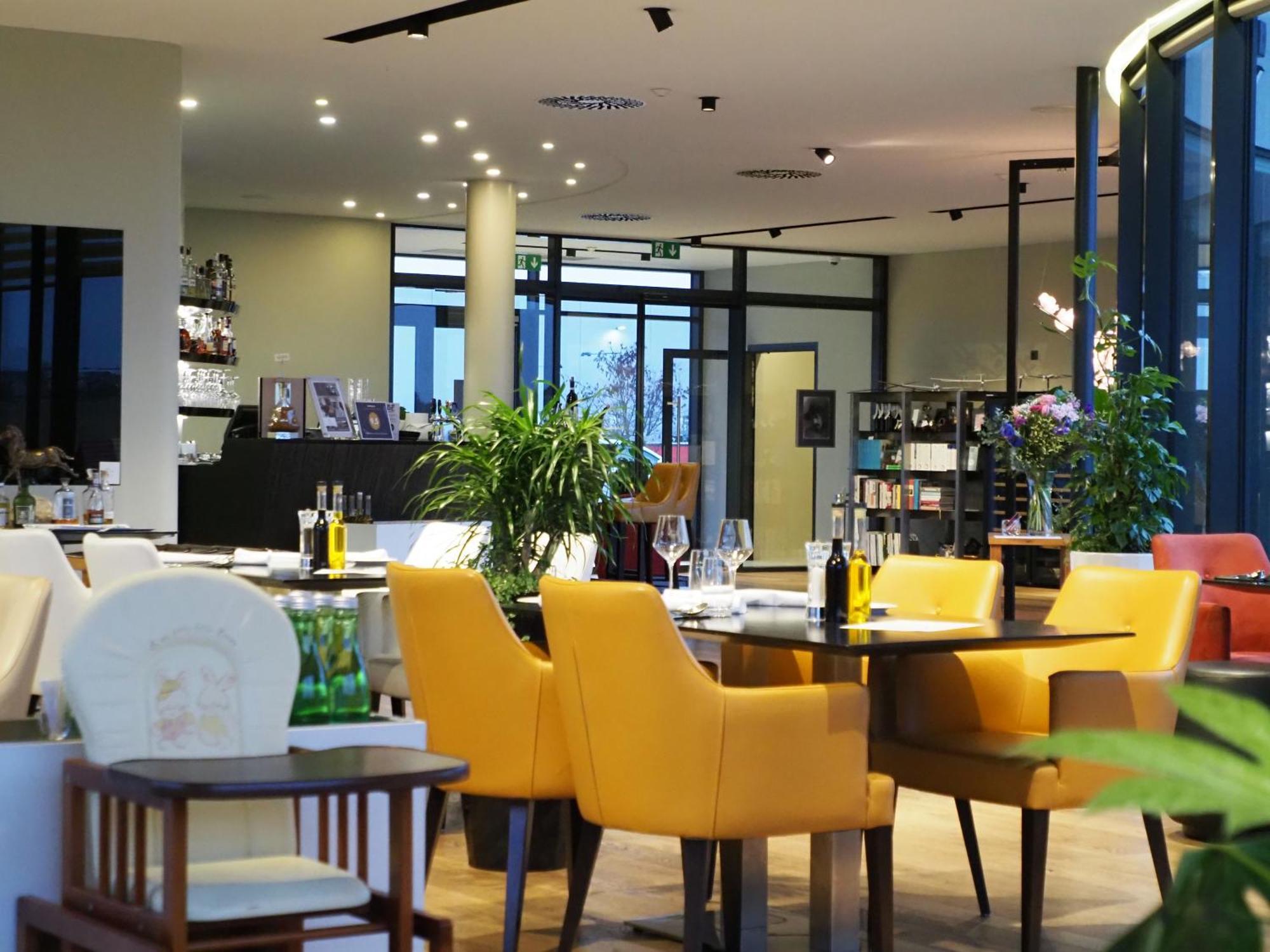 Mg Restaurace/Luxury Apartments Mladá Boleslav Exteriér fotografie